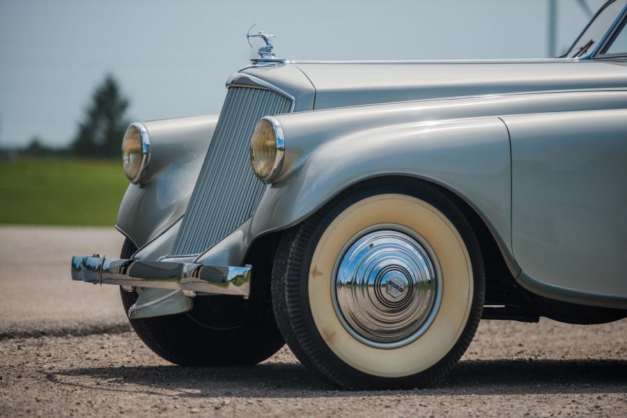 Детали экстерьера Pierce-Arrow Silver Arrow 1933 года  (фото 33 из 42)